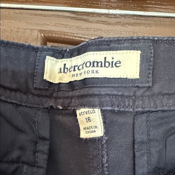 Abercrombie & Fitch White Lace Detail Top - Picture 4 of 5